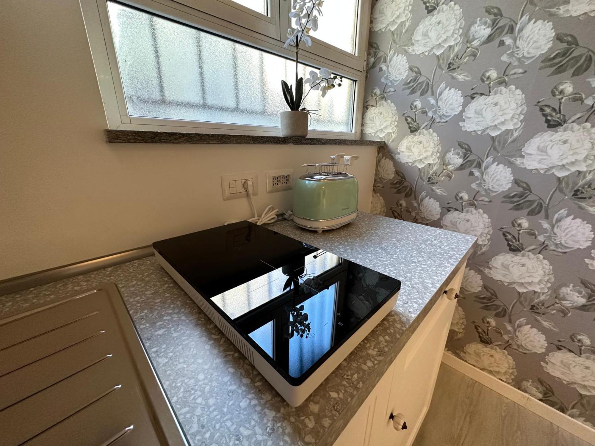 Flowers, A Cozy Suite In Milan Luaran gambar