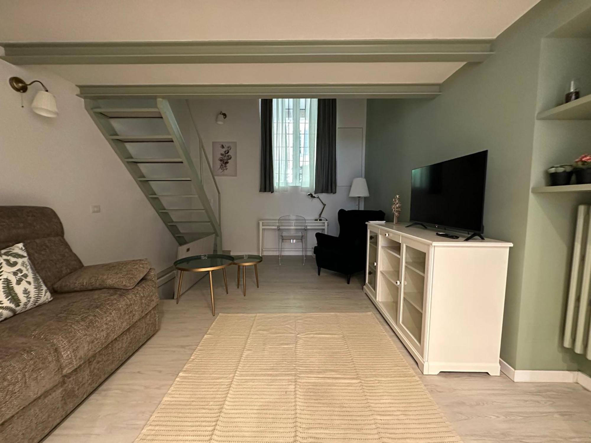 Flowers, A Cozy Suite In Milan Luaran gambar